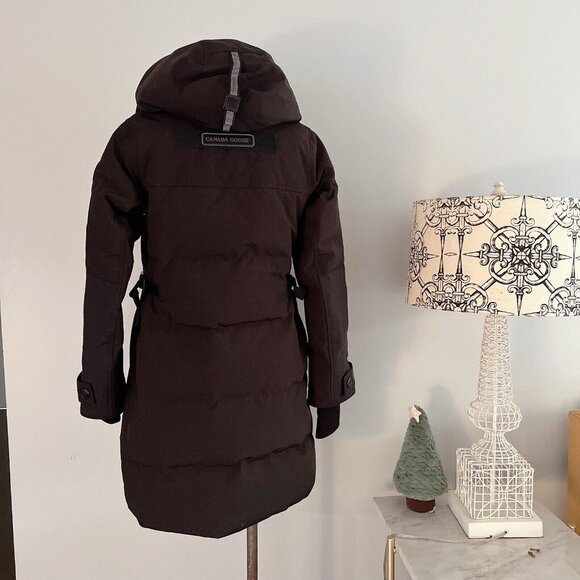 Canada Goose Bennett Black Label WATER RESISTANT 625 FILL POWER DOWN PARKA Small - Picture 7 of 15